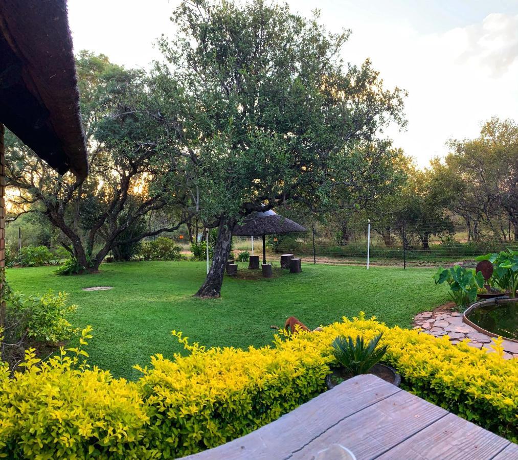 Farm Vibes Guesthouse บริทส์ ภายนอก รูปภาพ