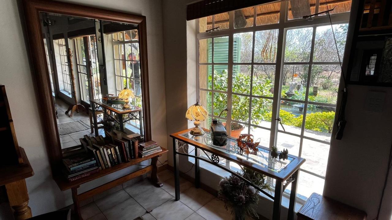 Farm Vibes Guesthouse บริทส์ ภายนอก รูปภาพ