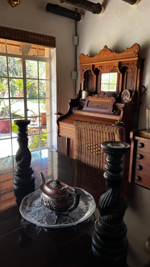 Farm Vibes Guesthouse บริทส์ ภายนอก รูปภาพ